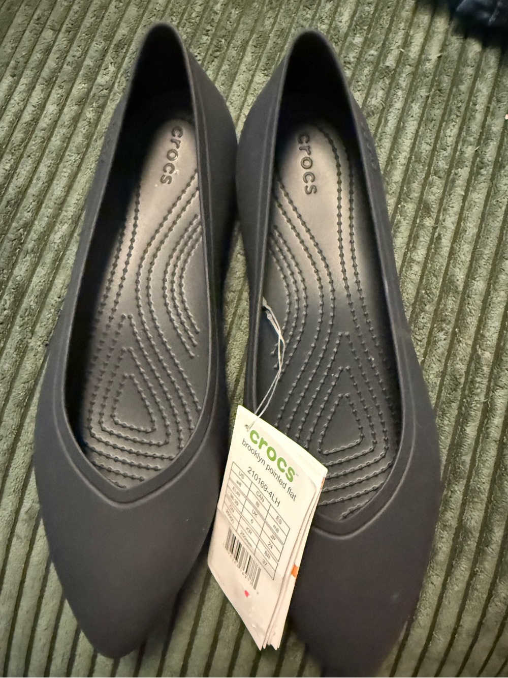 CROCS Women's Black Pointed Slip-On Flats BNWT
